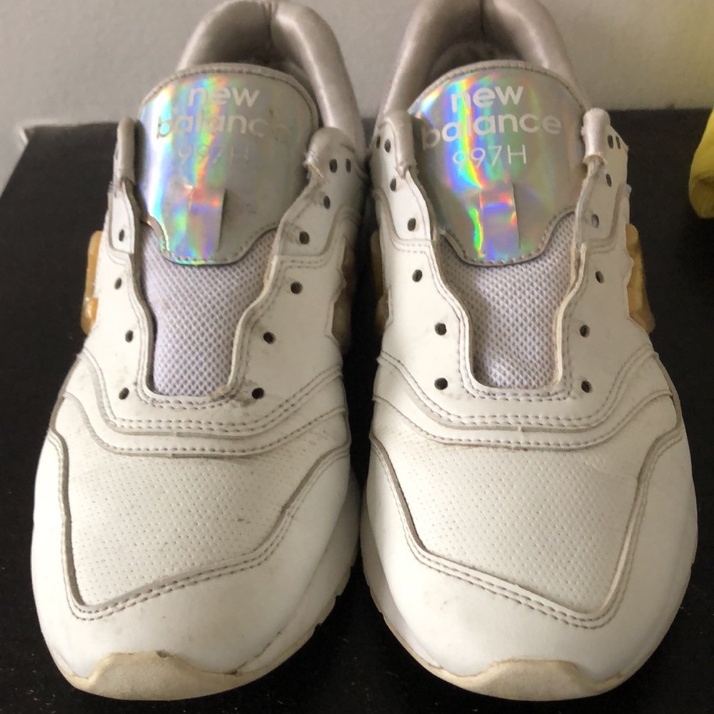 New Balance 997H White Leather Sparkle Sneakers Size 8 - Picture 4 of 5